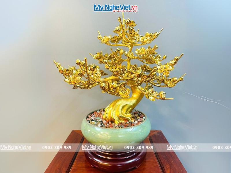 Hoa kết hợp với bonsai