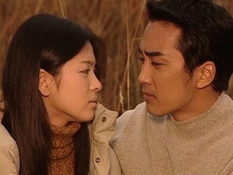 Song Hye-kyo trong Trái Tim Mùa Thu: Xúc động và lãng mạn