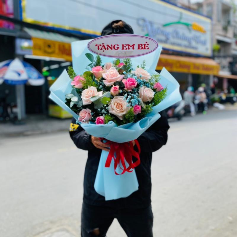 Những bó hoa sinh nhật đẹp nhất theo phong cách hiện đại và độc đáo