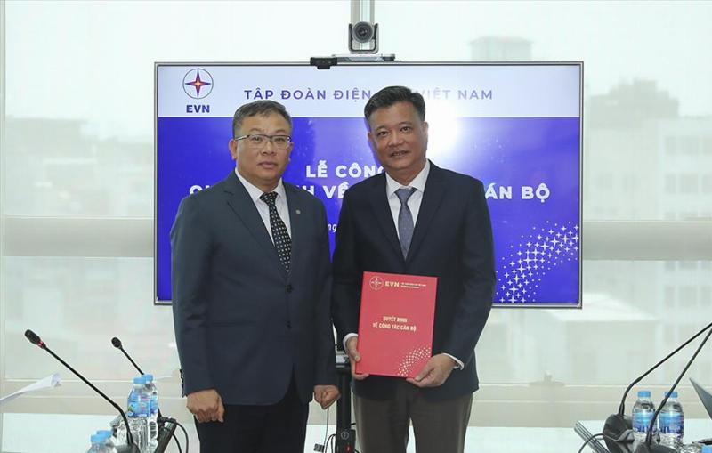 Các bước cơ bản để tự làm một bó hoa tiền 500k tại nhà.