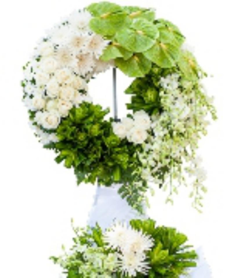 Sử dụng hoa calla lily để trang trí lối đi và bục làm lễ cưới