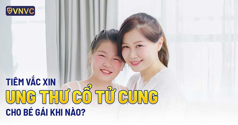 Chuyên gia hoa tươi tại Hoa Tươi Thanh Thảo đang tư vấn cho khách hàng, nhấn mạnh kinh nghiệm chọn hoa cho người sinh 21 tháng 9 cung gì.