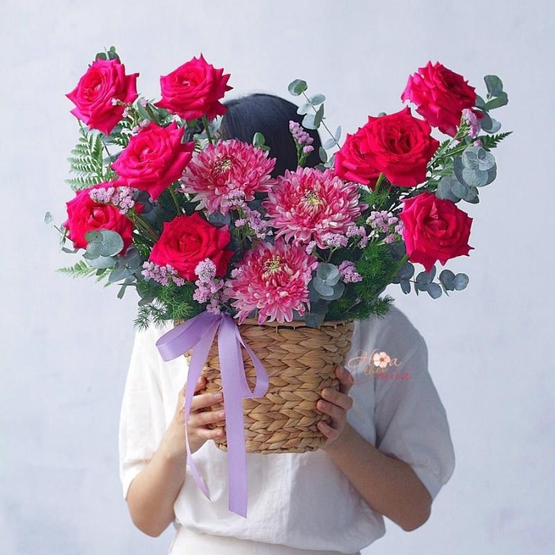 Lan hồ điệp biểu tượng cho tình yêu trường tồn và vẻ đẹp vĩnh cửu, phù hợp tặng kỷ niệm ngày cưới.
