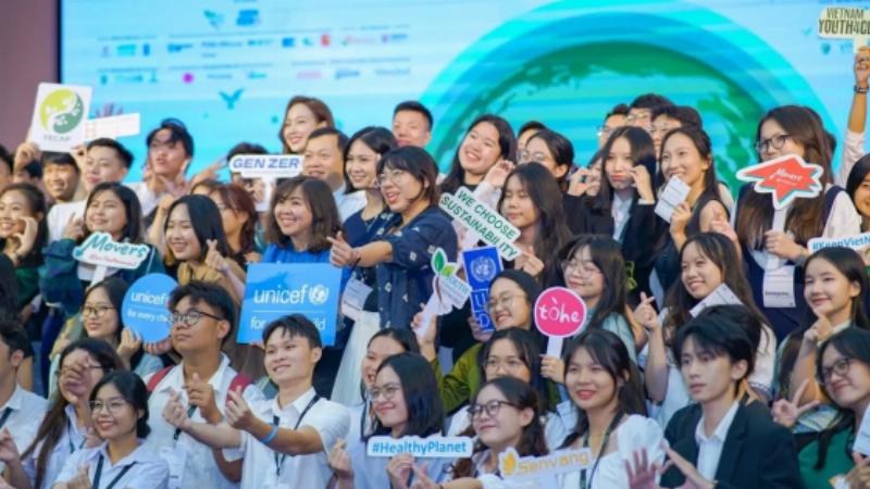 Hình ảnh về ý nghĩa của việc biết tuổi và cách lựa chọn hoa cho người sinh năm 1998, kết nối với sự phát triển cá nhân và hạnh phúc.