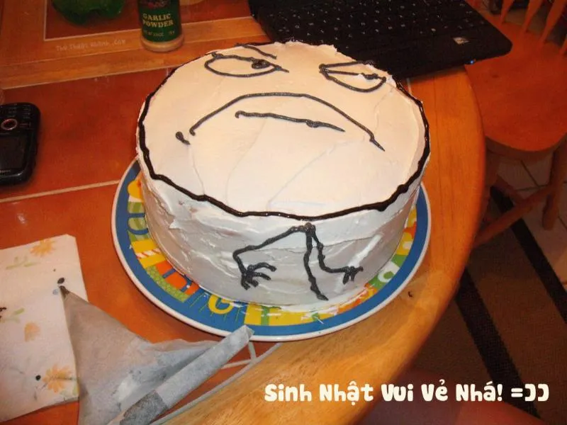 Bánh sinh nhật meme vui vẻ chúc mày sinh nhật không quên mật khẩu Facebook