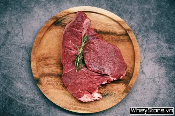 Thịt bò nạc giàu protein, cung cấp năng lượng cho cơ bắp