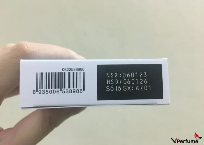 Phân biệt nước hoa fake dựa vào mã vạch