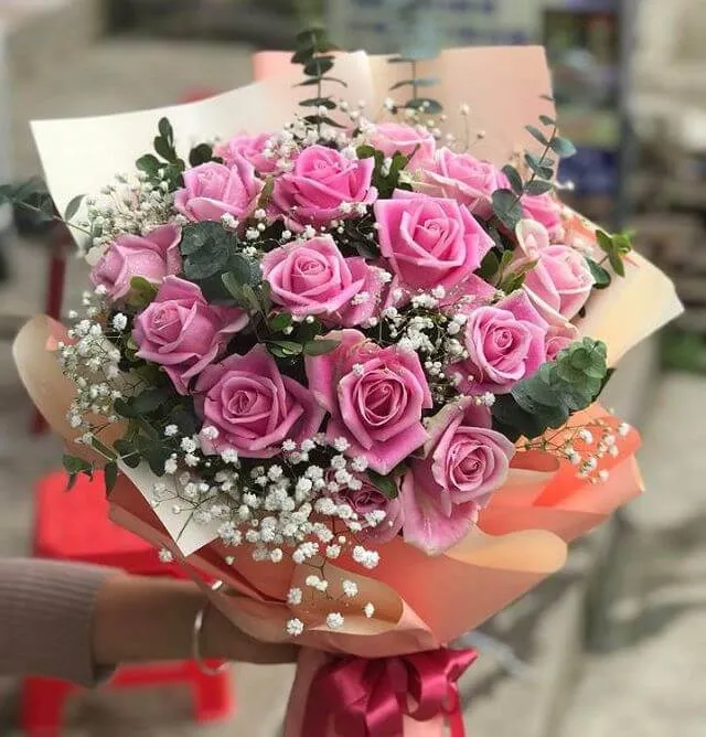 Bó hoa hồng phấn dịu dàng tặng bạn gái