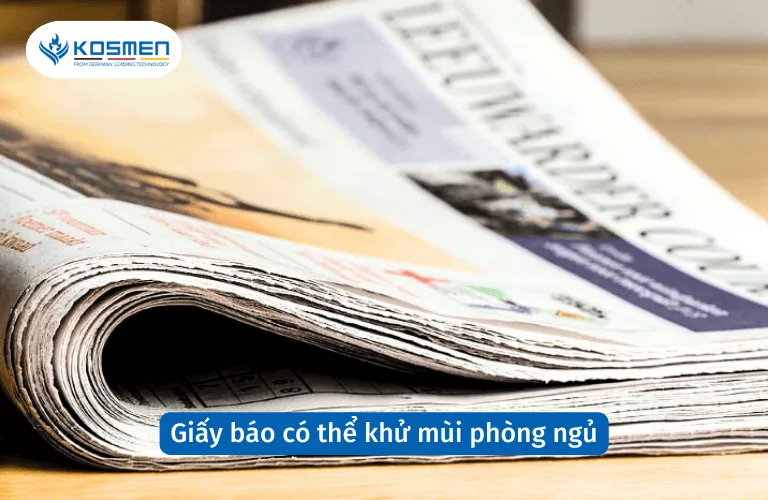 Giấy báo cũ là mẹo vặt đơn giản để hút ẩm và khử mùi hôi phòng ngủ tạm thời