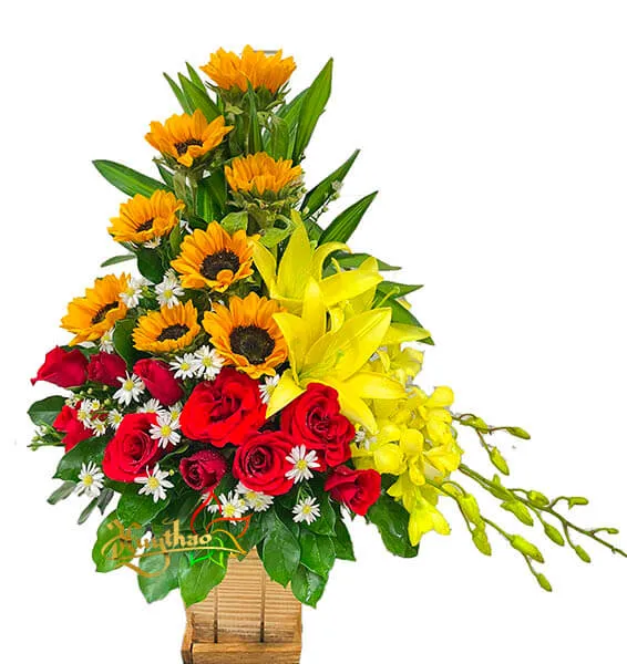 Giỏ hoa chúc mừng khai trương sang trọng từ Hoa Tươi Thanh Thảo