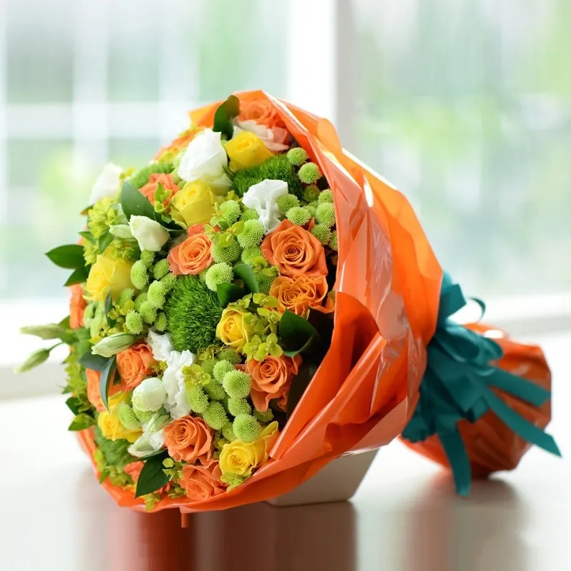 Giỏ hoa hồng trắng xanh sang trọng tặng sếp nữ