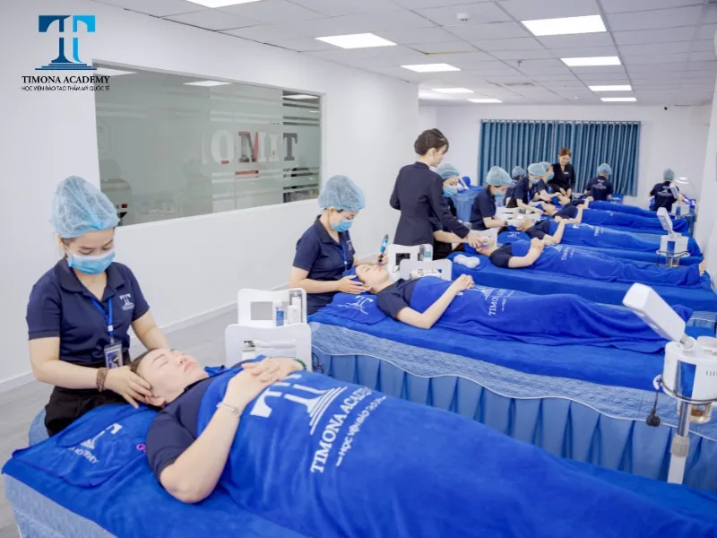Khóa học đào tạo spa chuyên nghiệp giúp học viên tự tin mở cơ sở kinh doanh