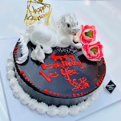 Bánh kem con giáp tuổi Ngựa ngộ nghĩnh