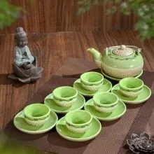 Một bộ tách trà đẹp là quà 20/11 ý nghĩa giúp thầy tận hưởng những giây phút thư thái