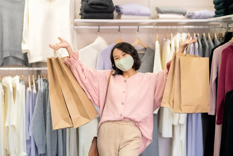Niềm vui mua sắm cùng mẹ, trải nghiệm quà sinh nhật ý nghĩa và đáng nhớ