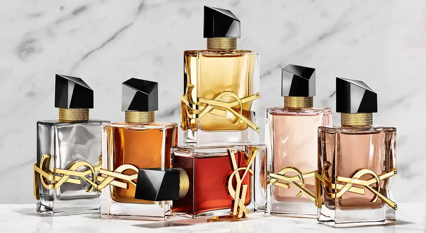 Hình ảnh minh họa các mức độ nồng độ tinh dầu nước hoa, từ Eau de Cologne đến Parfum