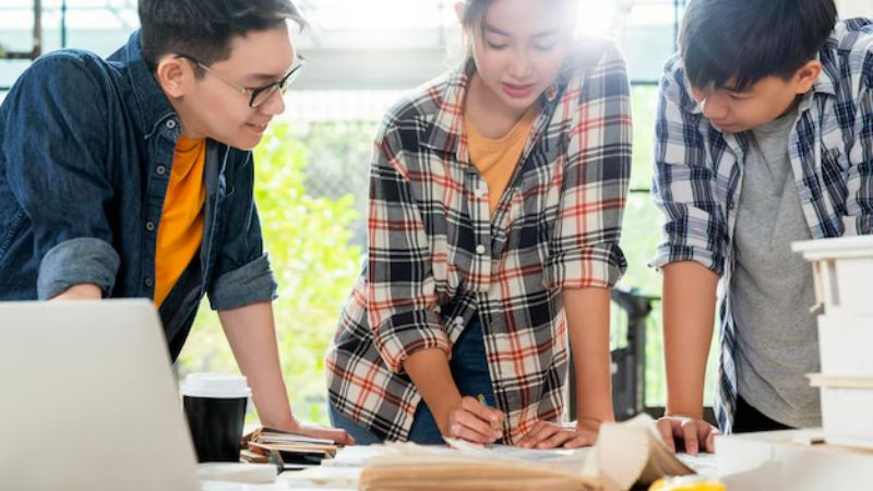 Bảo Bình cần trau dồi kỹ năng làm việc nhóm