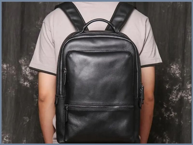 Ba lô công sở hay cặp da – Món quà bạn trai mang đi làm mỗi ngày