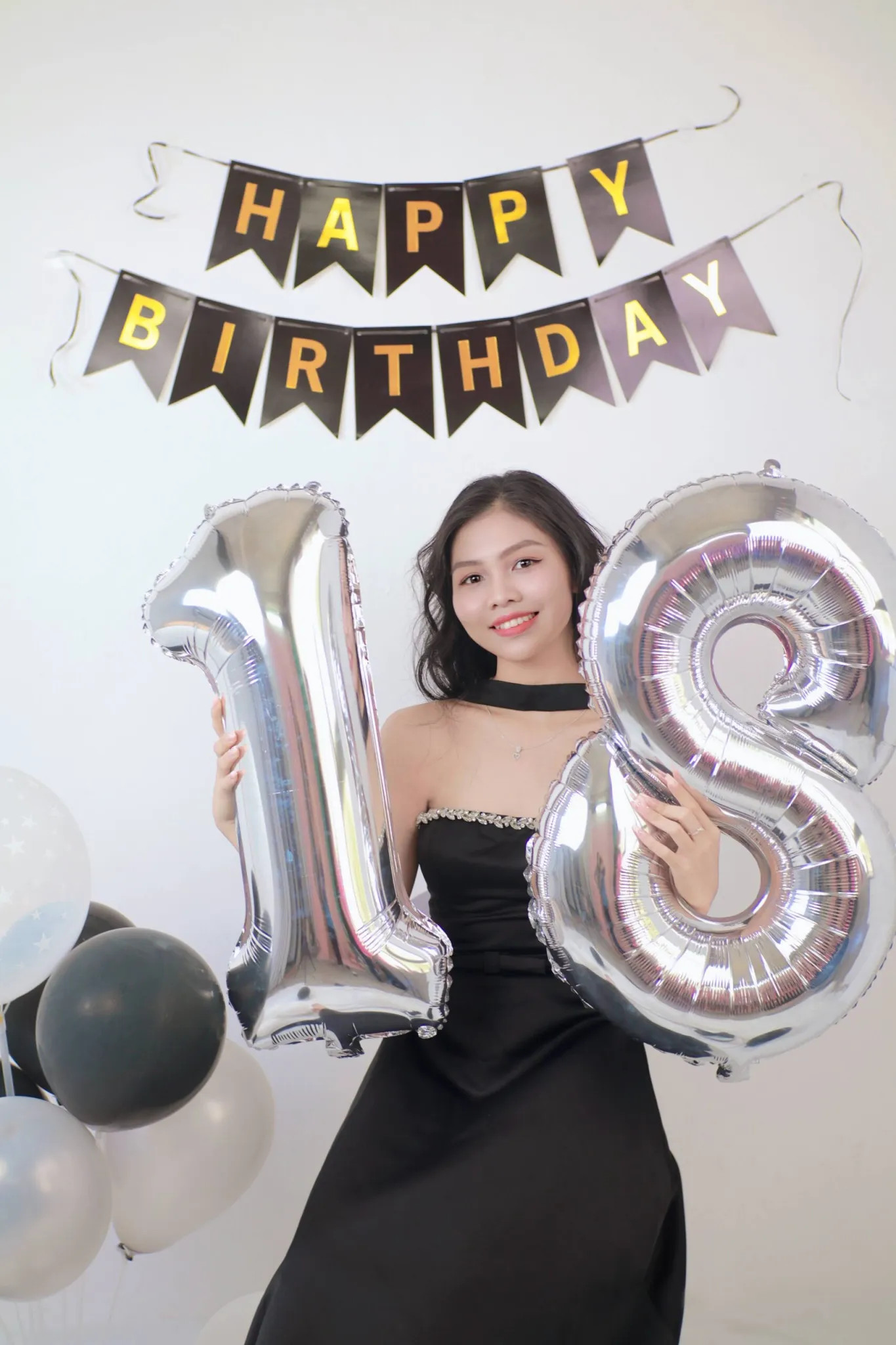 Chi phí cho một bộ ảnh sinh nhật cá nhân tại studio